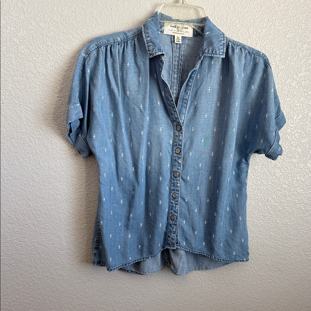 Anthropologie Cloth and Stone Light Blue Denim Button-Up Top